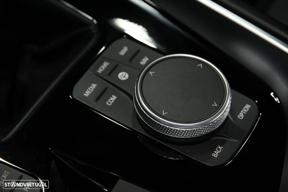 BMW Z4 20 i Pack M - 17