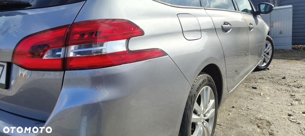 Peugeot 308 PureTech 130 Stop & Start Style - 11