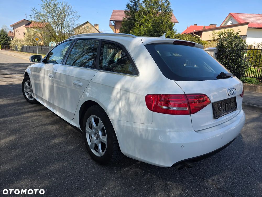 Audi A4 Avant 2.0 TDI DPF multitronic Attraction - 5