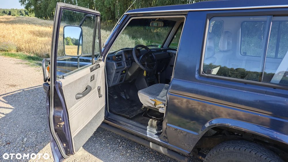 Mitsubishi Pajero - 32