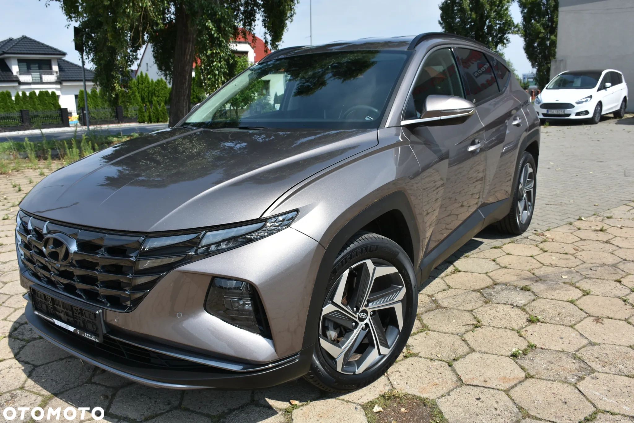 Hyundai Tucson 1.6 T-GDi HEV Executive 4WD - 1