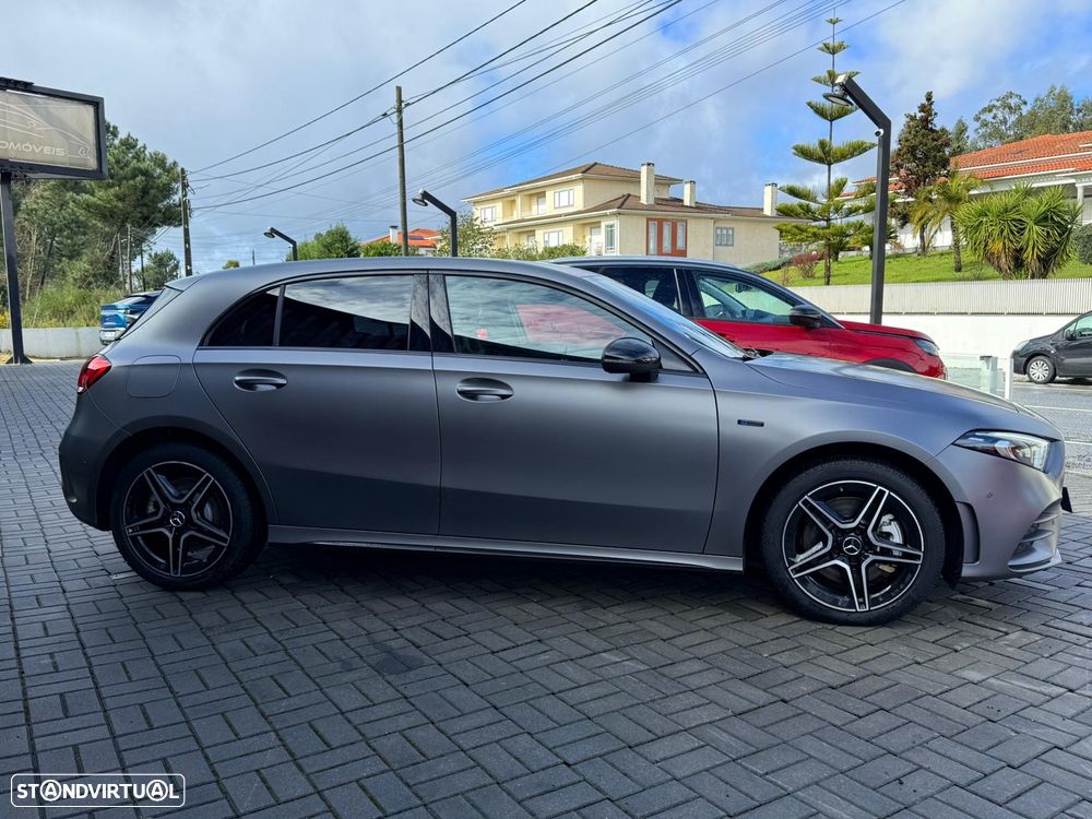 Mercedes-Benz A 250 e AMG Line - 8