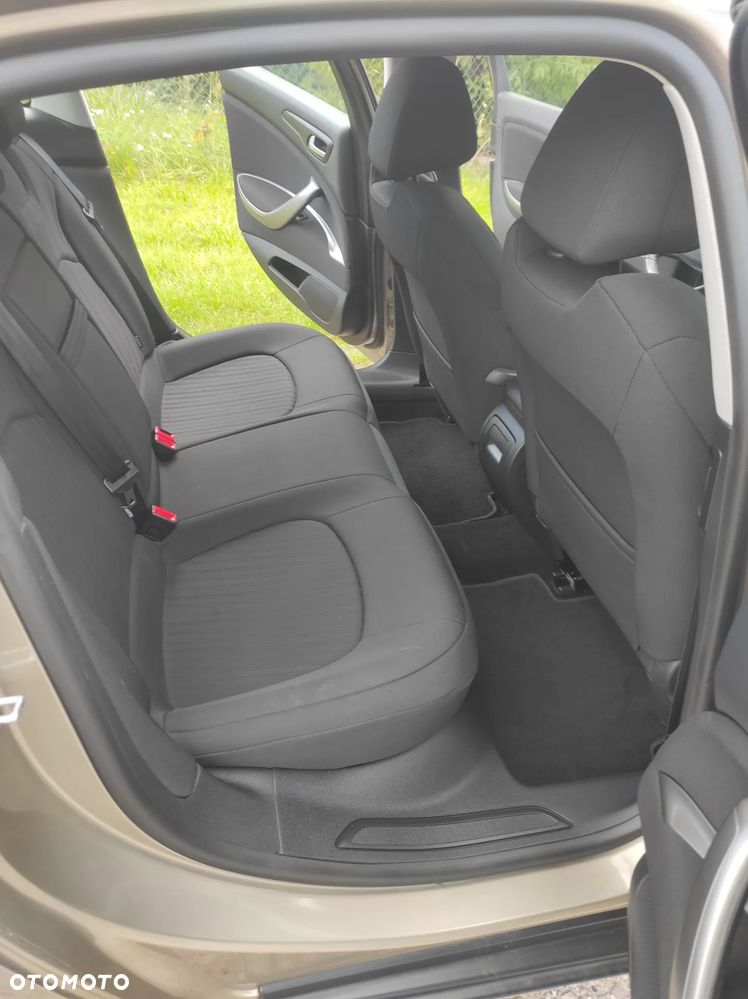 Citroën C5 2.0 16V Confort - 16