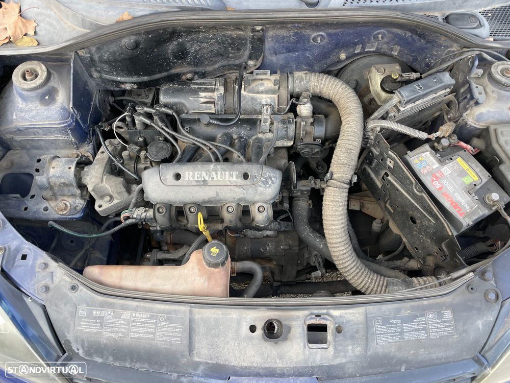 Renault Clio 1.2 Confort Authentique - 15