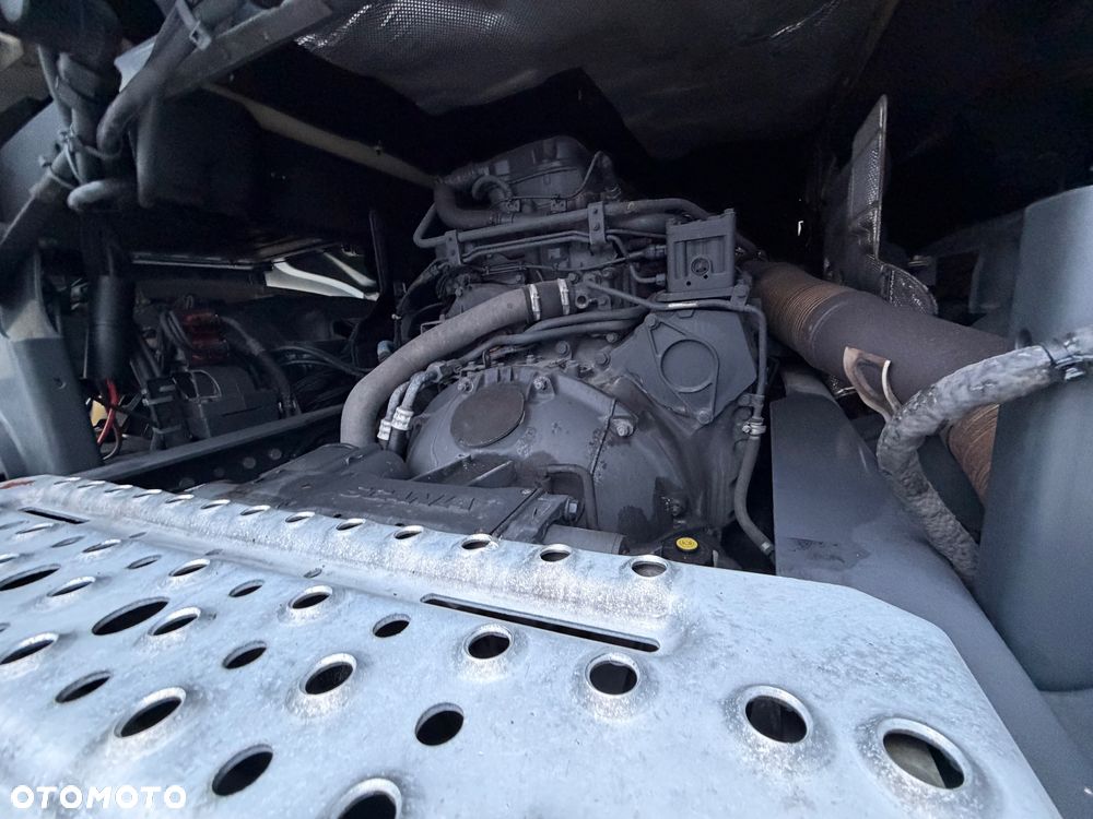 Scania S450 2020/21 ASO kontakt TV cała na poduszce z Niemiec - 24