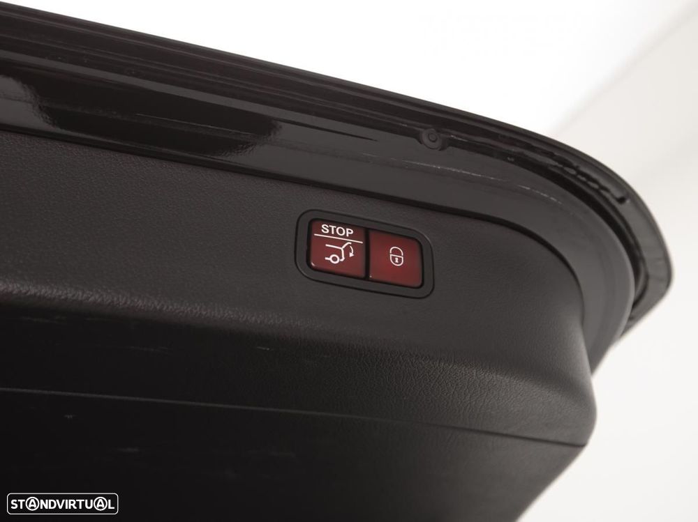 Mercedes-Benz C 300 d AMG Line - 16