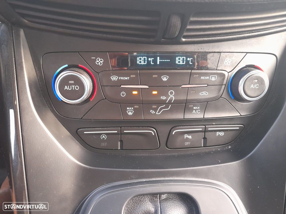 Ford Kuga 2.0 TDCi Titanium 4WD Powershift - 35