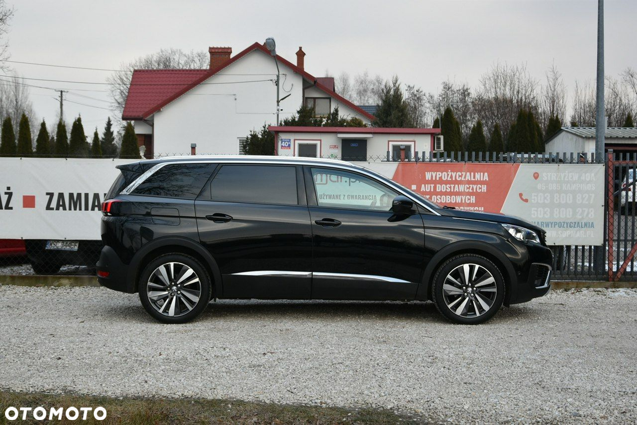 Peugeot 5008 - 8
