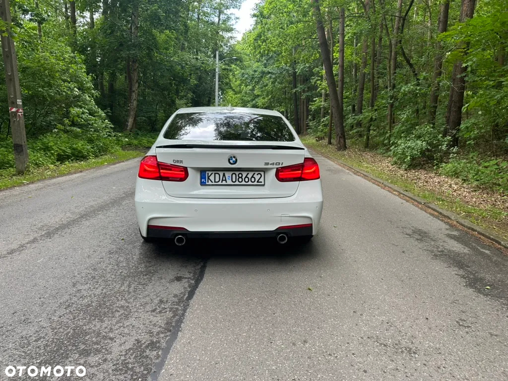 BMW Seria 3 340i M Sport Shadow - 9