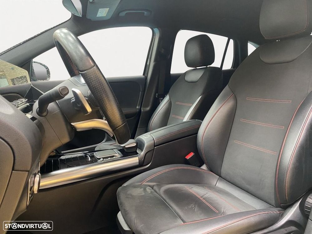 Mercedes-Benz GLA 200 - 8