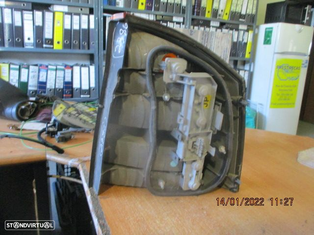 Farol Tras 13130643 OPEL VECTRA C 2004 5P ESQ YORKA - 2