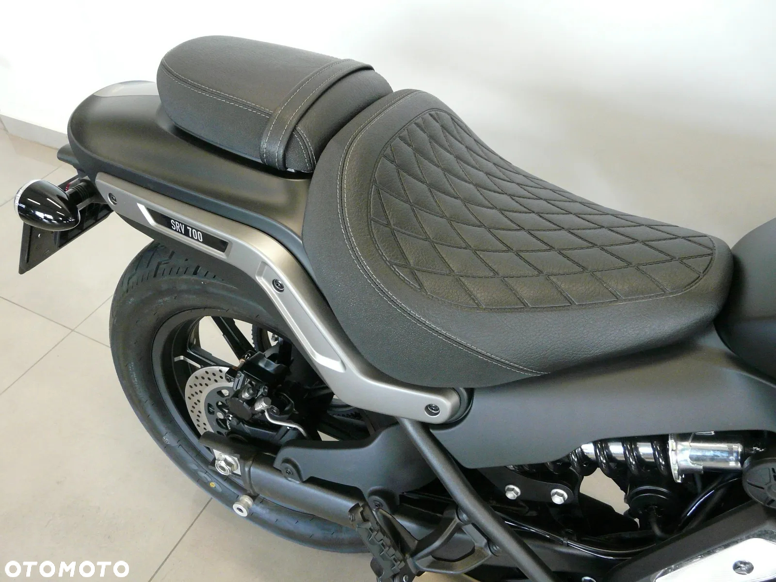 QJMOTOR SRV 700 - 10