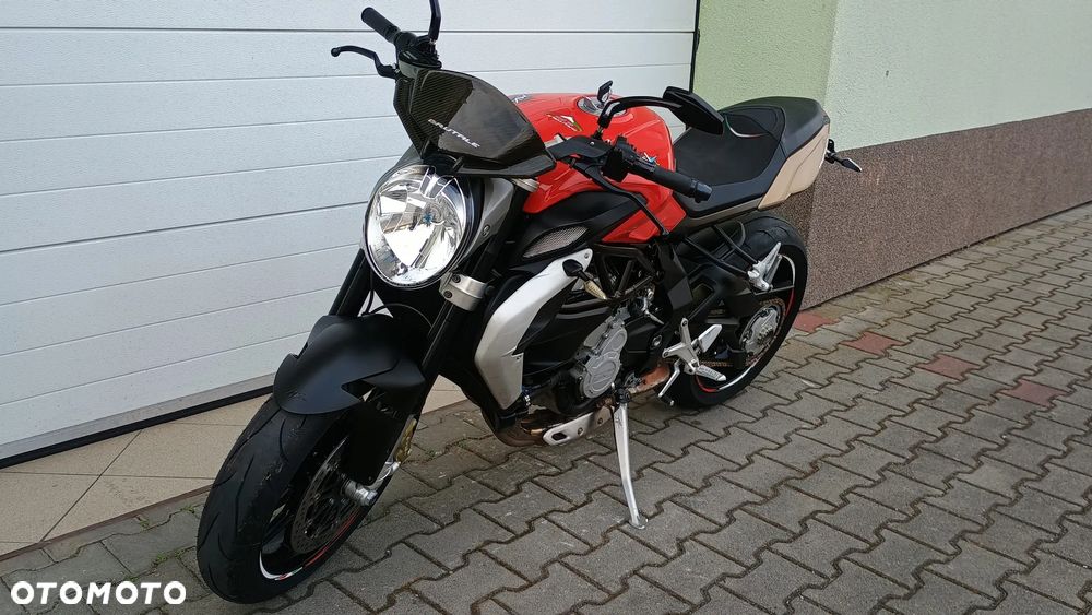 MV AGUSTA Brutale - 2