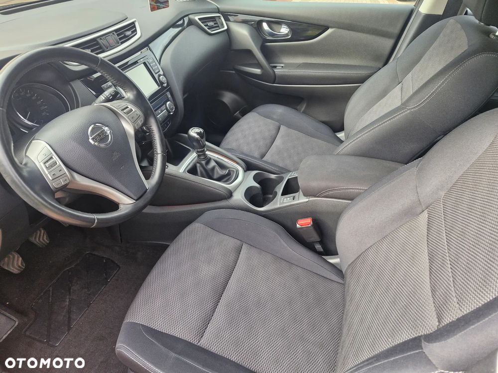 Nissan Qashqai - 16