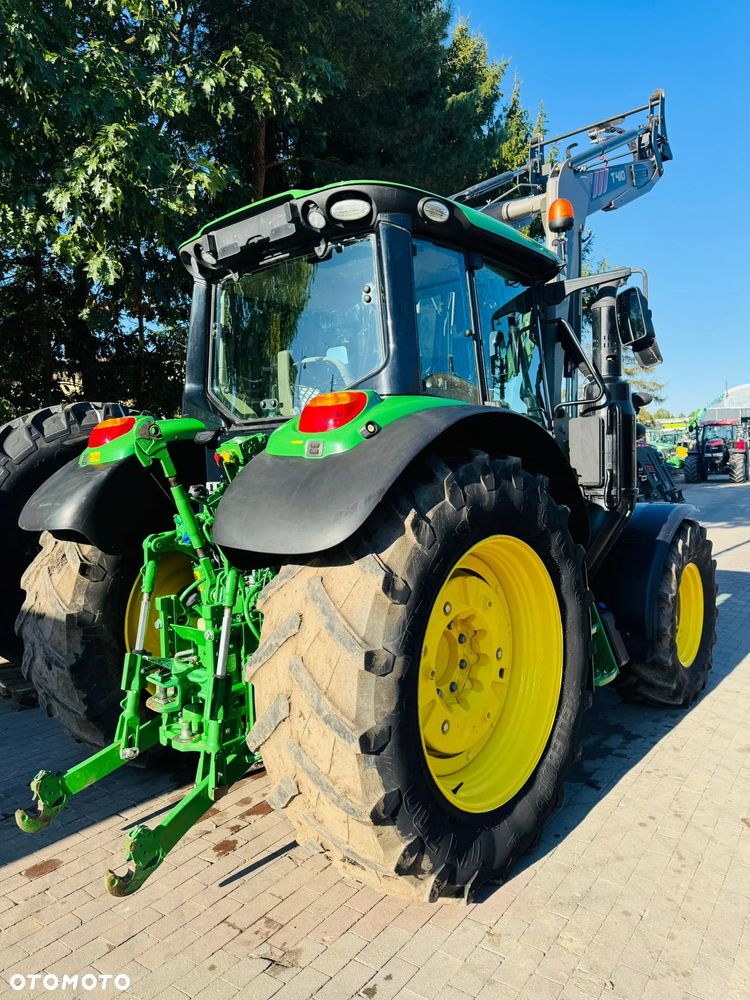 John Deere 6110M - 16