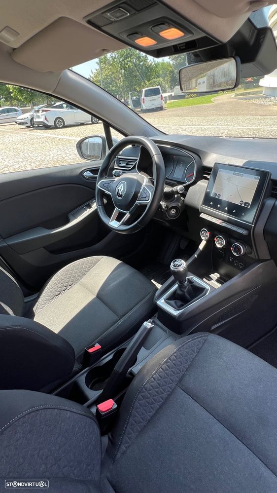 Renault Clio - 12