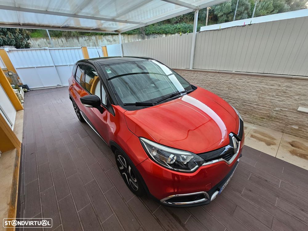 Renault Captur 1.5 dCi Helly Hansen - 11