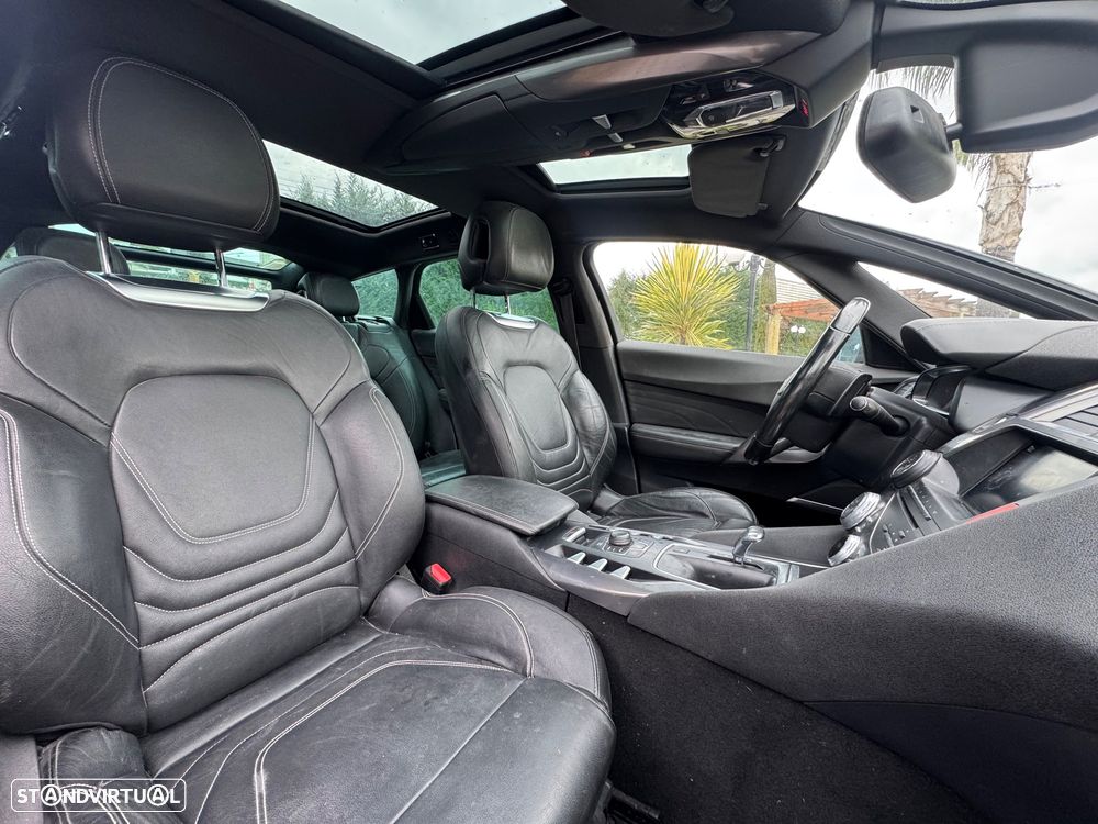Citroën DS5 e-HDi 110 EGS6 SoChic - 11