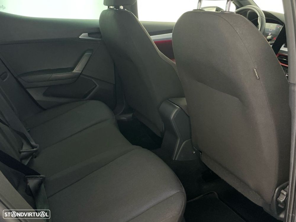 SEAT Arona 1.0 TSI FR - 29