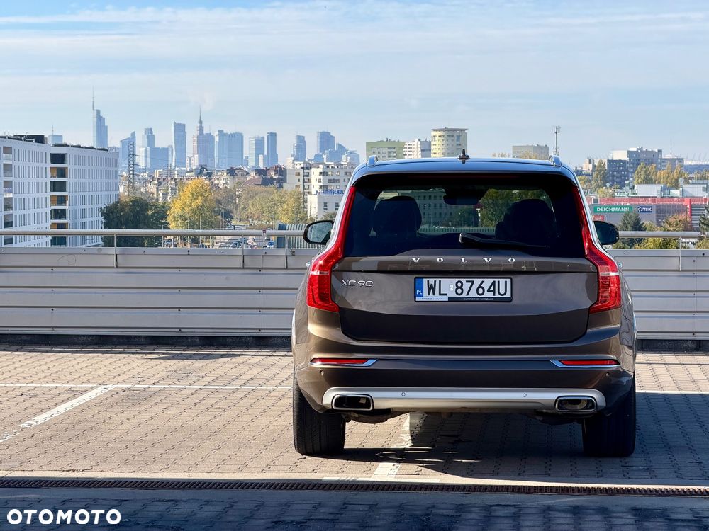 Volvo XC 90 D5 AWD Inscription 7os - 7