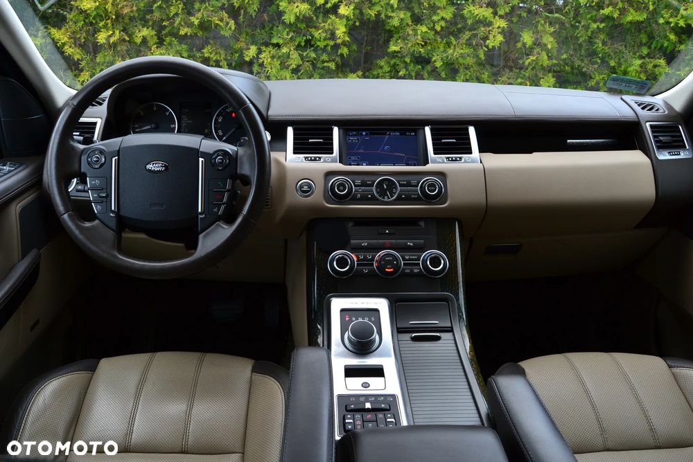 Land Rover Range Rover Sport SDV6 Autobiography - 4