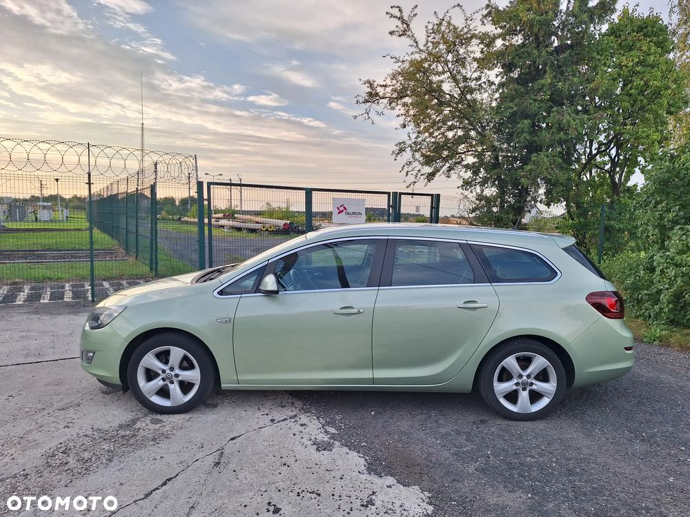 Opel Astra 1.4 T Cosmo - 12