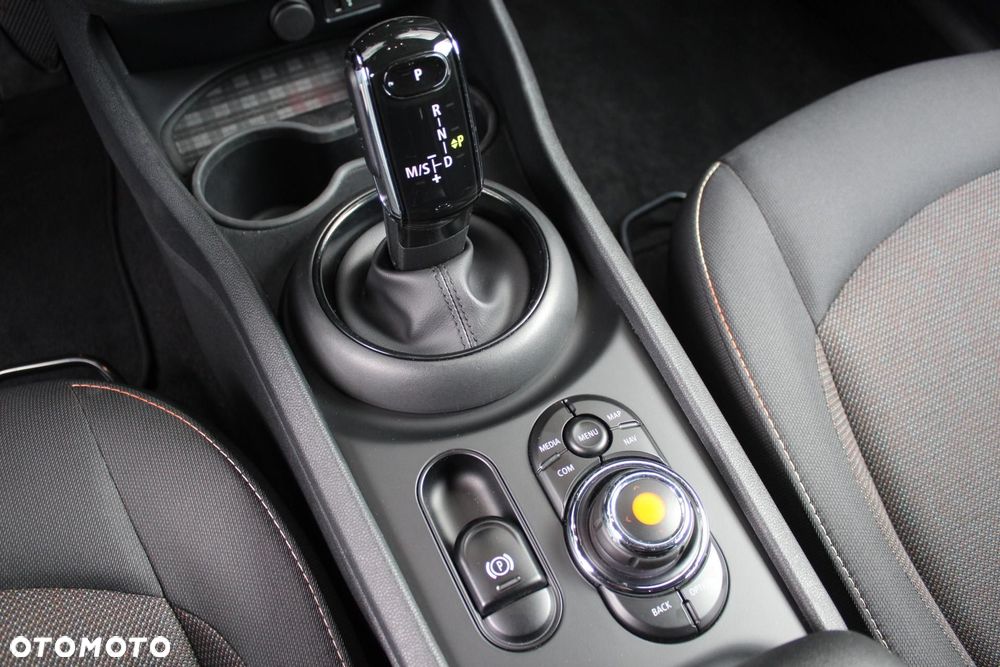 MINI Clubman - 13