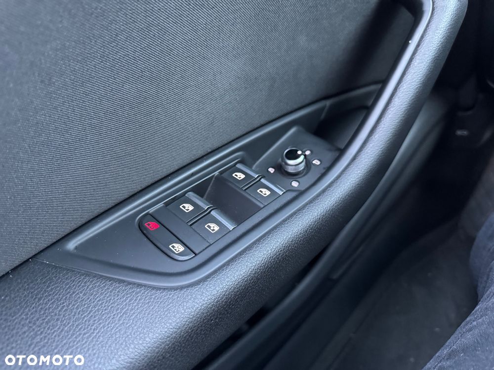 Audi A4 Avant 35 TDI S tronic advanced - 28