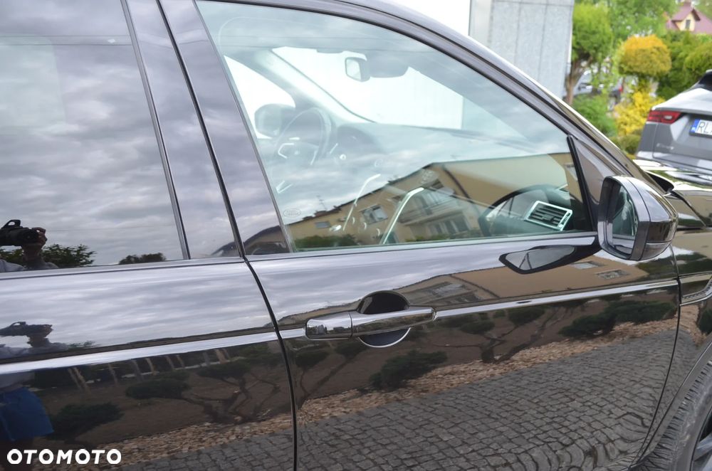 Land Rover Discovery Sport TD4 SE - 14