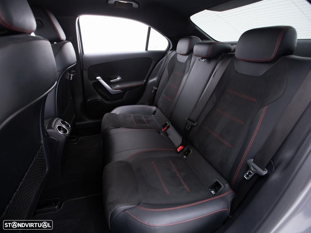 Mercedes-Benz A 180 Limousine - 11