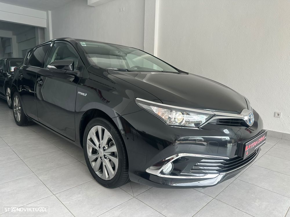 Toyota Auris 1.8 HSD Comfort +P.Sport+Navi - 8