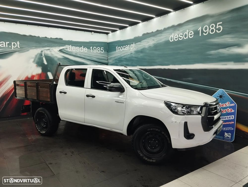 Toyota Hilux 2.4 D-4D 4WD CD CM - 3