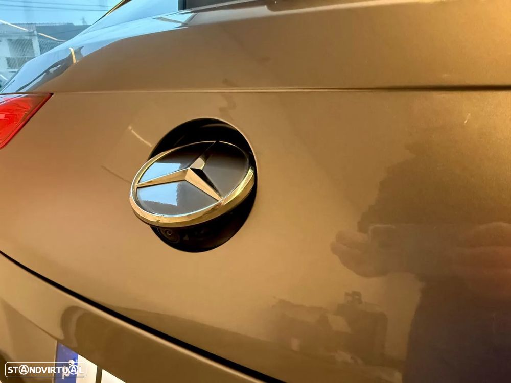 Mercedes-Benz CLA 180 d Shooting Brake Progressive - 32