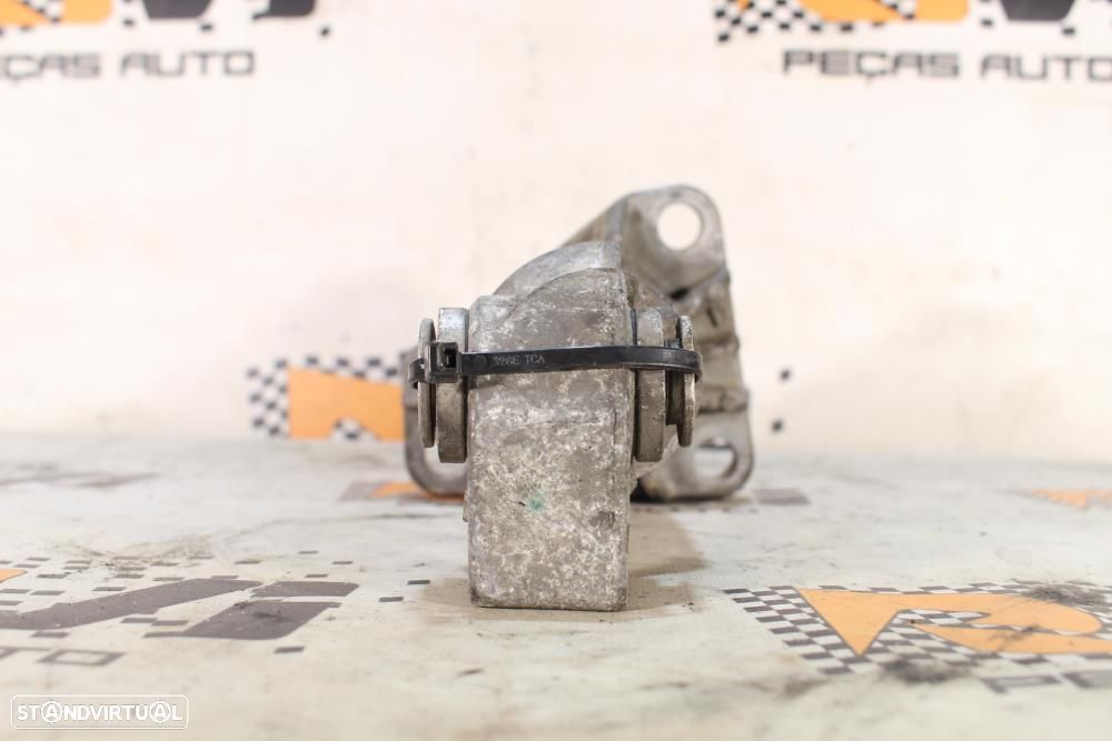 Amortecedor De Impacto Audi A4 (8E2, B6)  8E0807133 / Apoio De Reforço - 4