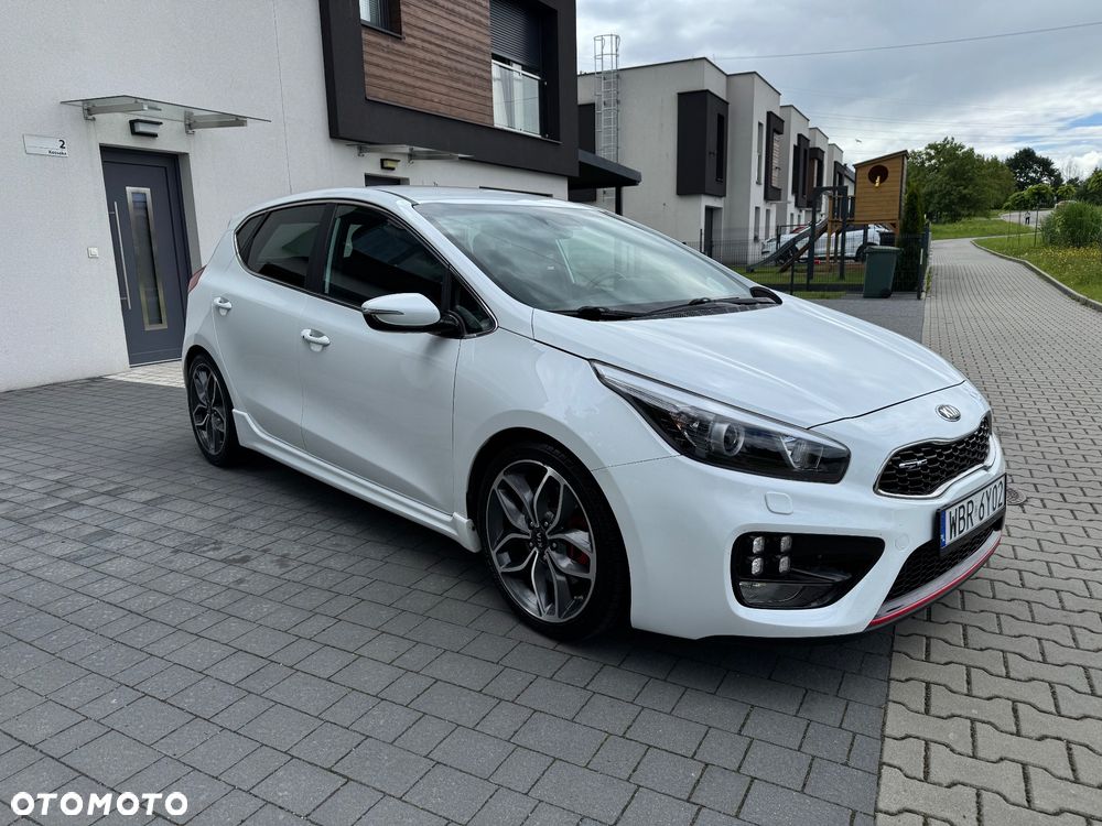 Kia Ceed 1.6 T-GDI GT-Challenge - 5