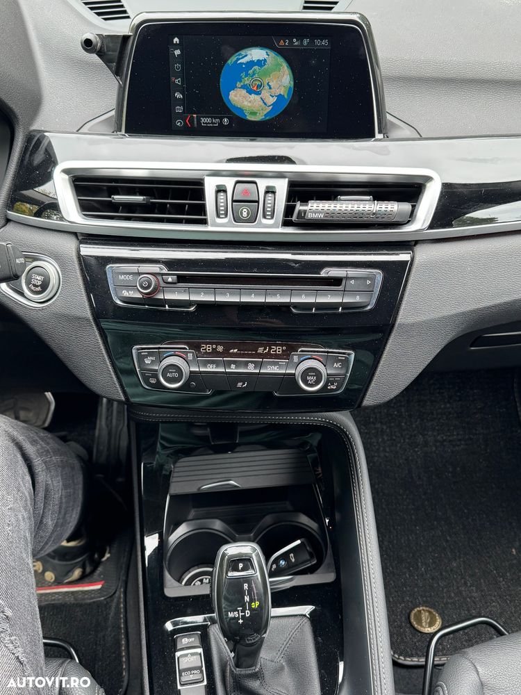 BMW X1 - 11