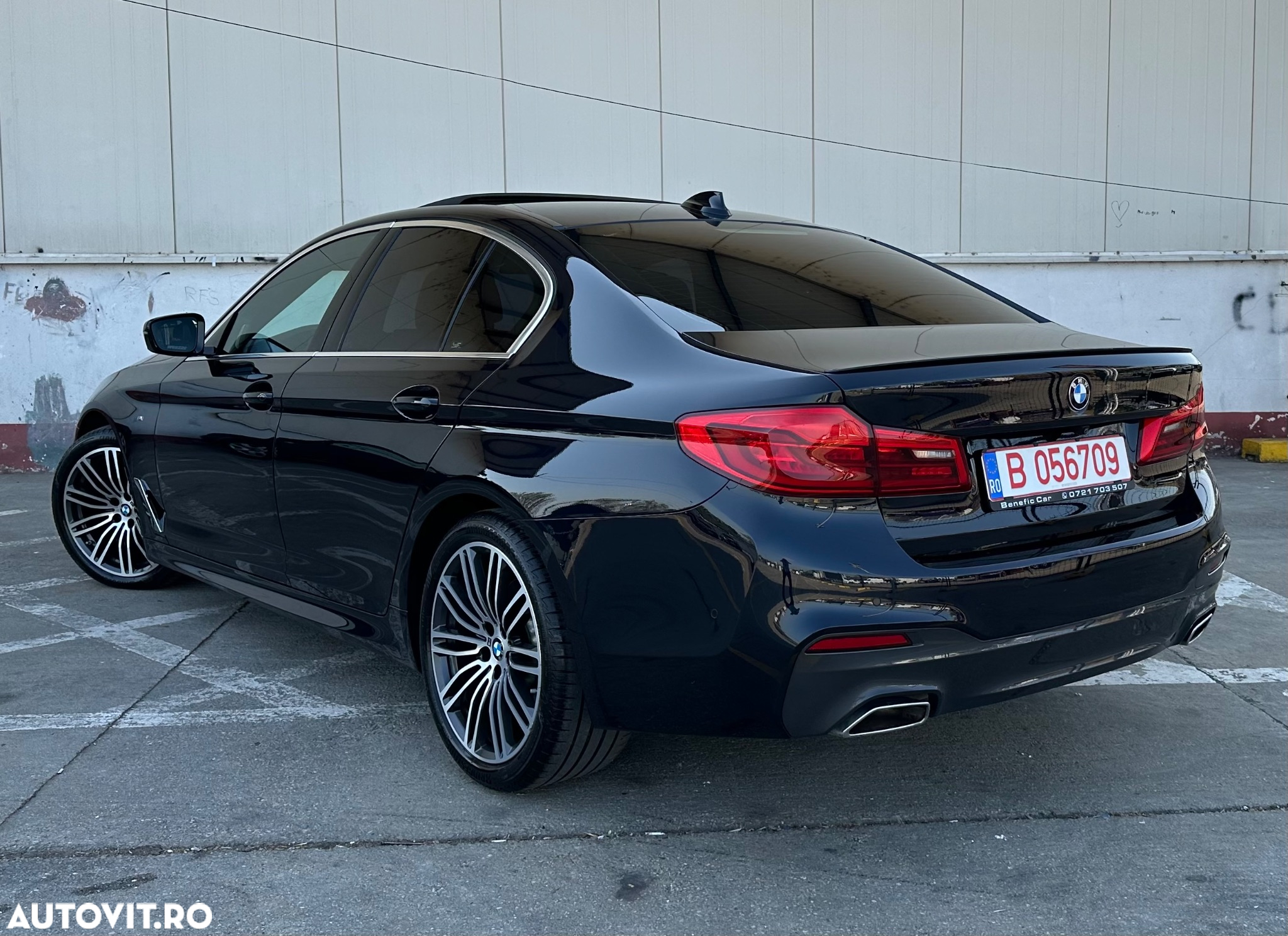 BMW Seria 5 520i Aut. M Sport Edition - 3