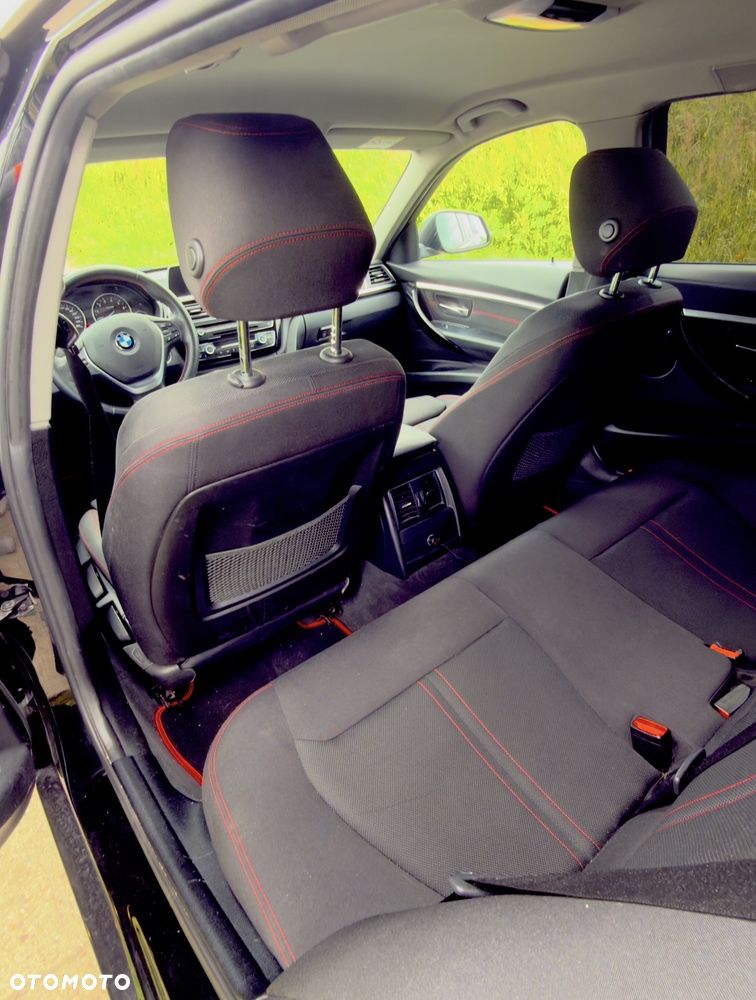 BMW Seria 3 318i Sport Line - 13
