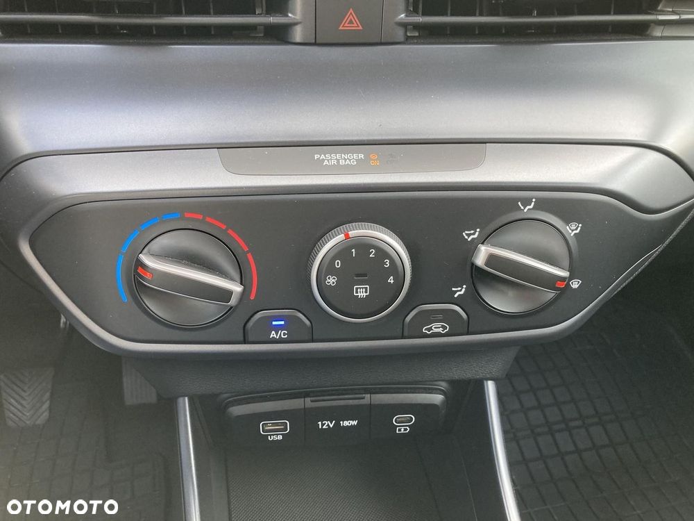 Hyundai i20 1.2 Modern - 13