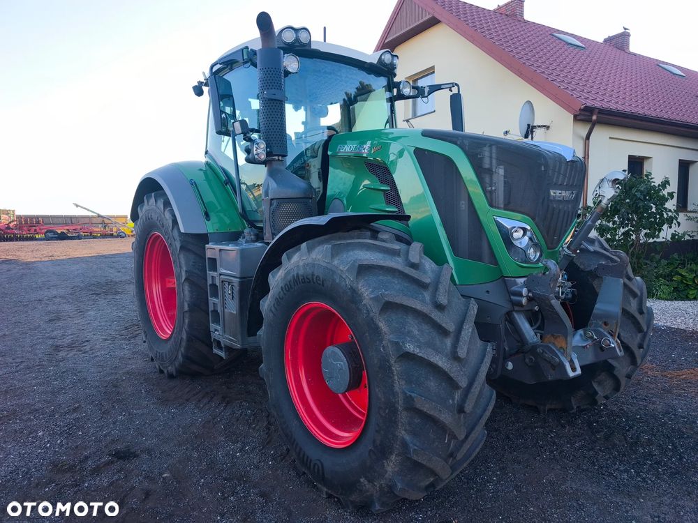 Fendt 828 Vario Profi Plus - 2