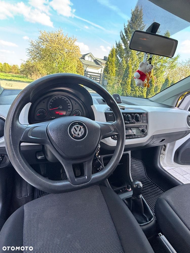Volkswagen up! (BlueMotion Technology) move - 8