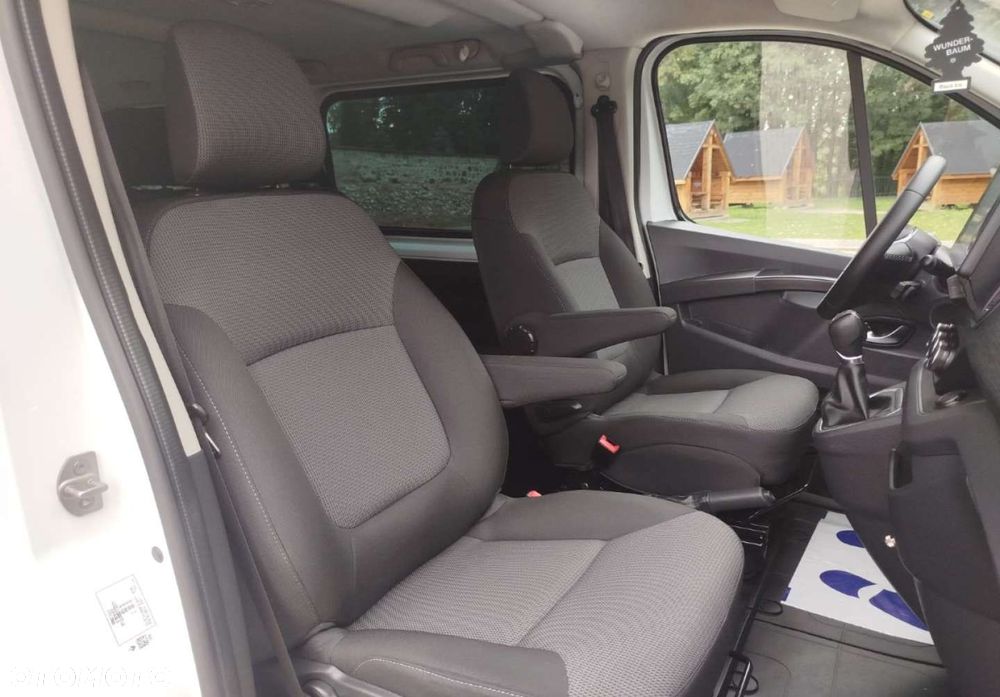 Renault Trafic - 18