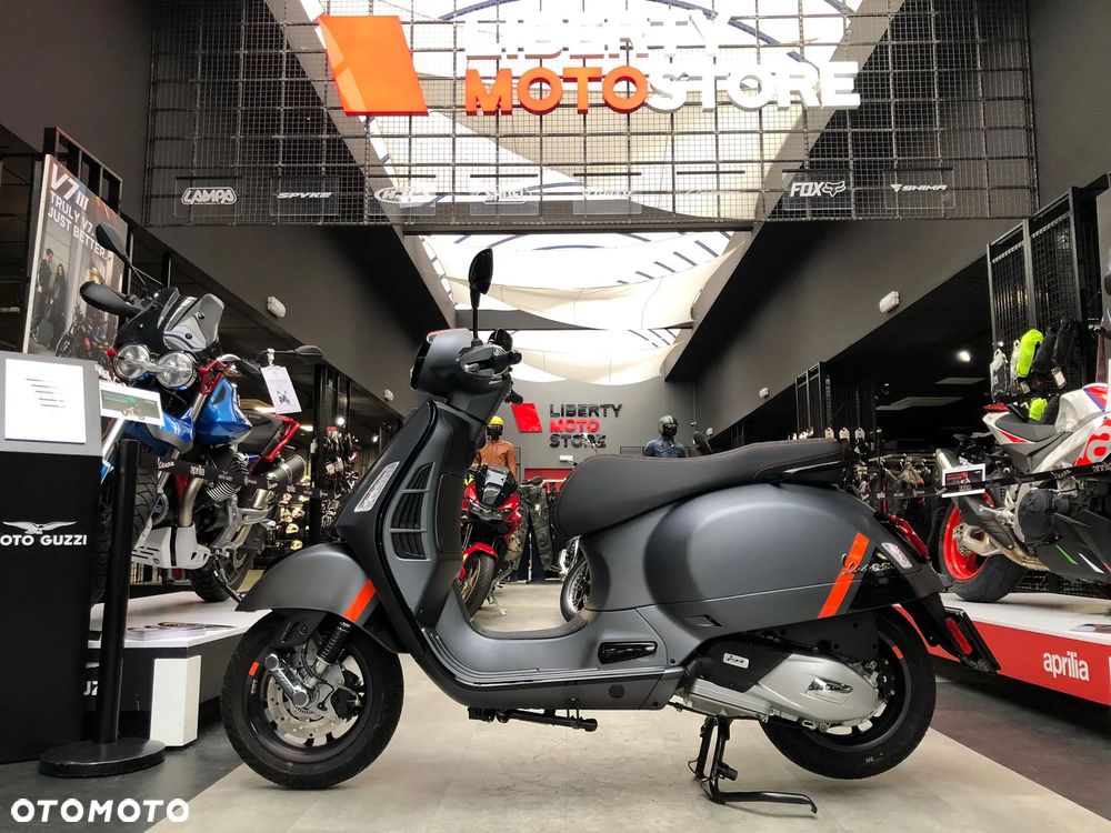 Vespa GTS - 3