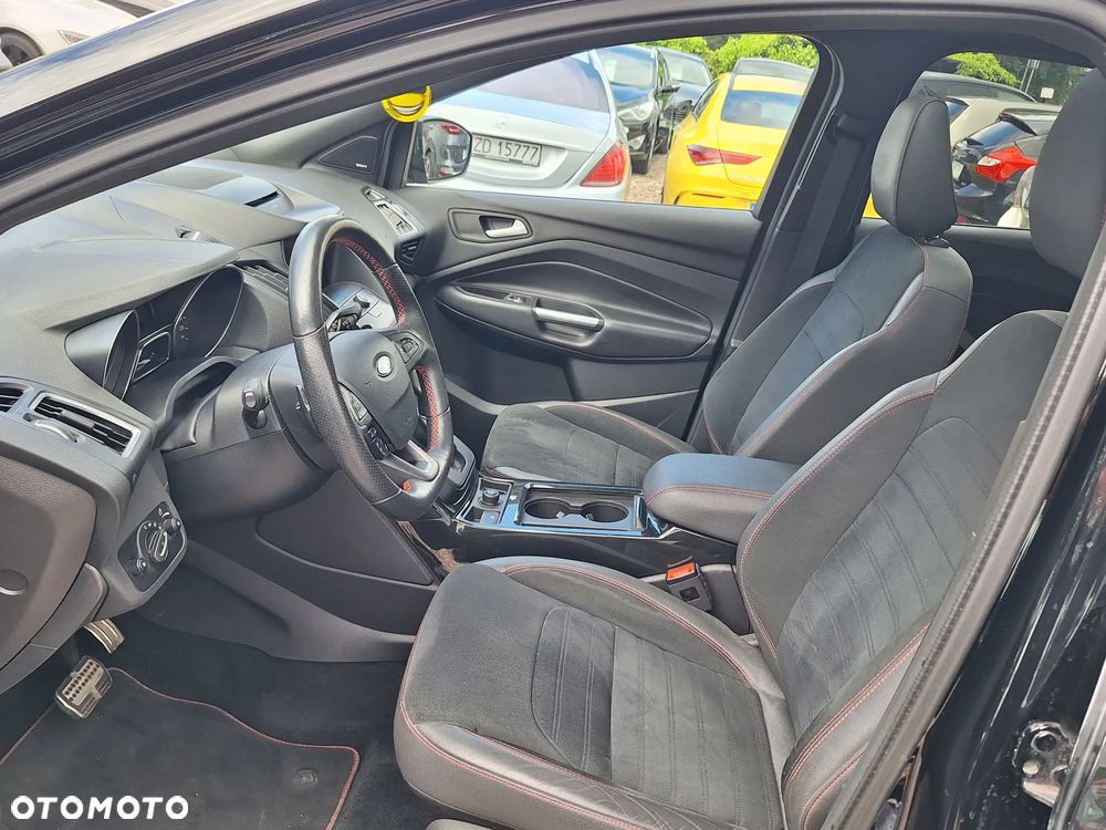 Ford Kuga 2.0 TDCi 4x4 ST-Line - 6