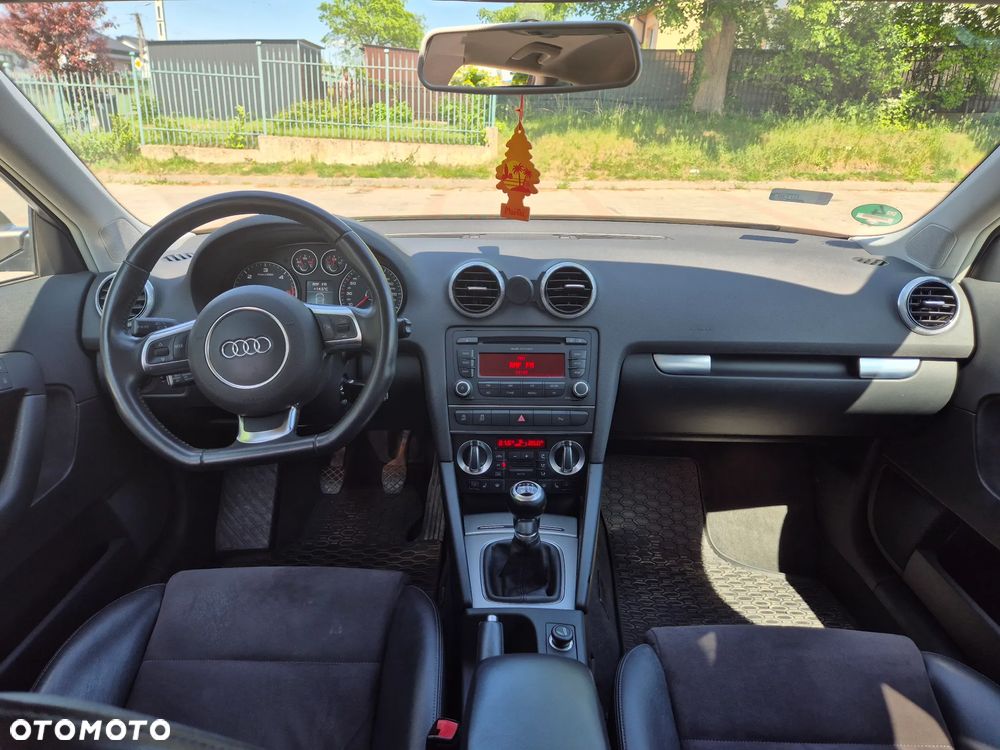 Audi A3 Sportback 2.0 TDI DPF Ambition - 9