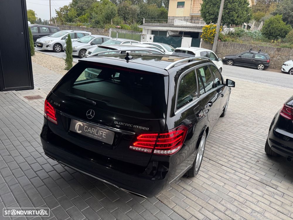 Mercedes-Benz E 300 Bluetec Hybrid Avantgarde - 3