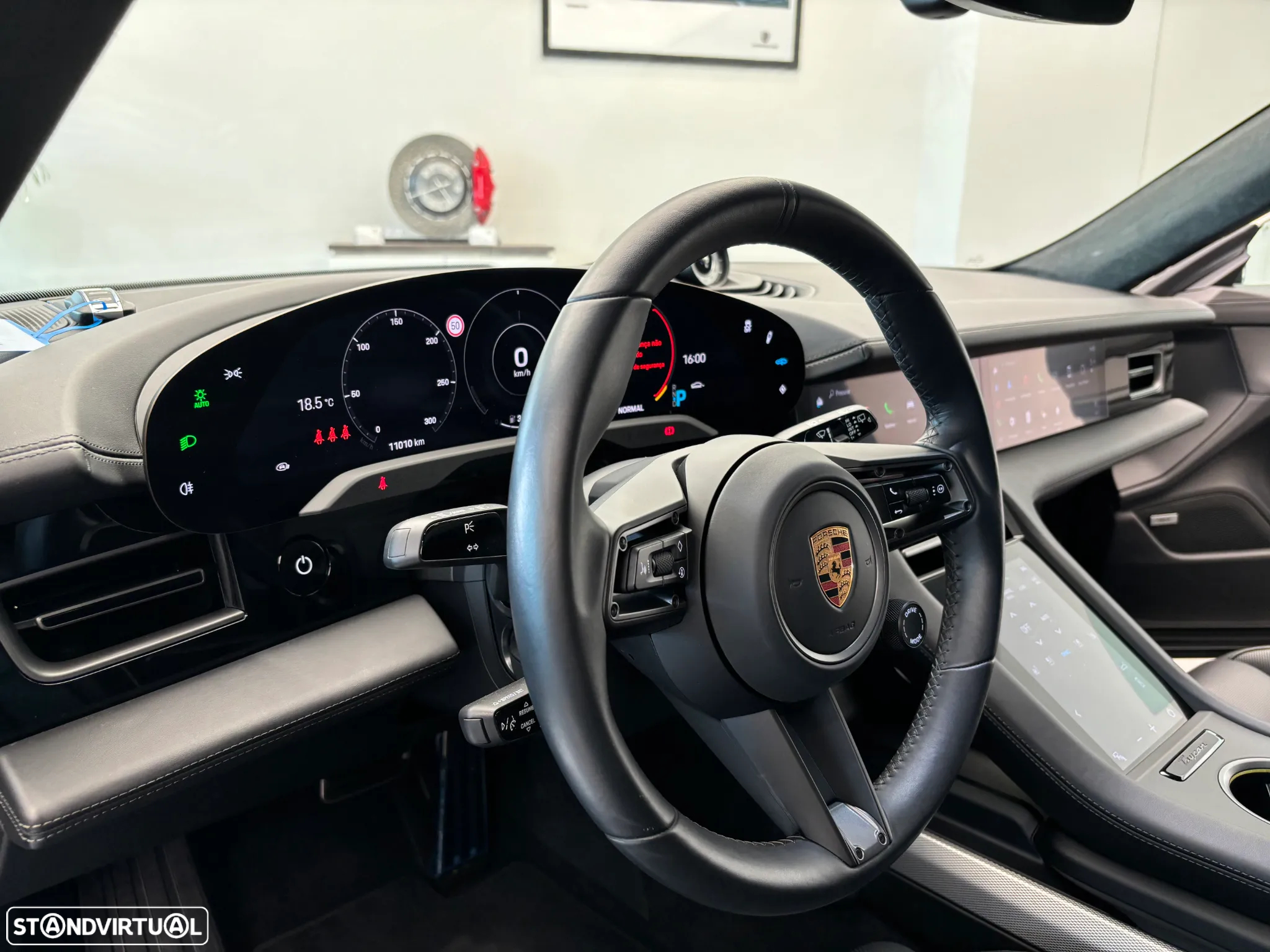 Porsche Taycan Sport Turismo Turbo S - 17