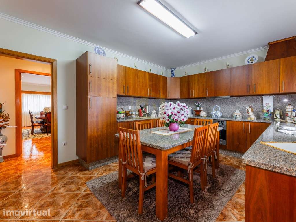 Excelente Moradia T3 em Lanhoso - Póvoa de Lanhoso - Grande imagem: 2/39