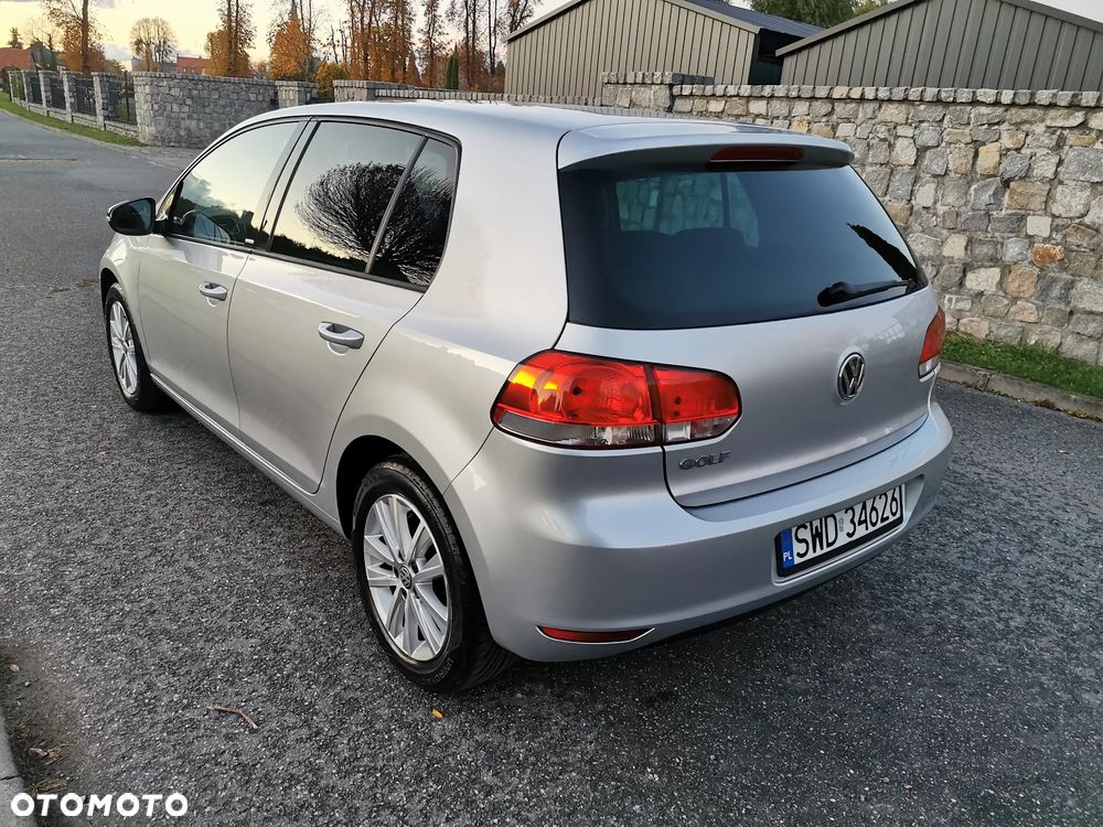 Volkswagen Golf - 12