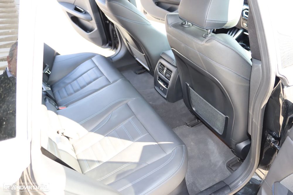 BMW i4 eDrive40 Pack Desportivo M Pro - 12